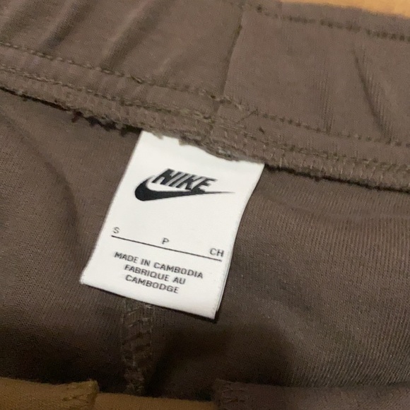 Nike tech fleece two tone joggers - Picture 5 of 7